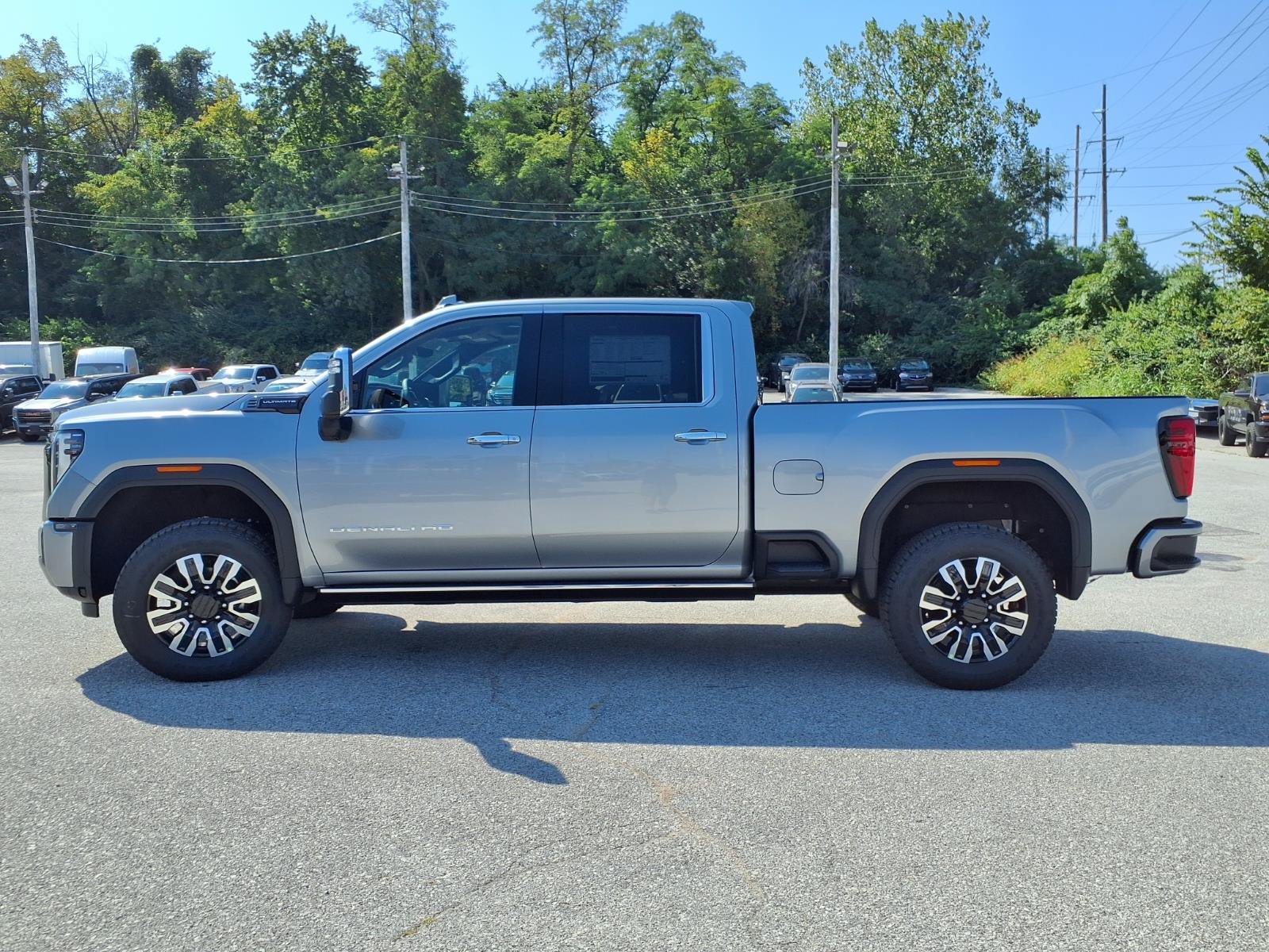 New 2026 GMC Sierra 2500 Denali Ultimate w/ Max Trailering Package AWD/4WD image 25