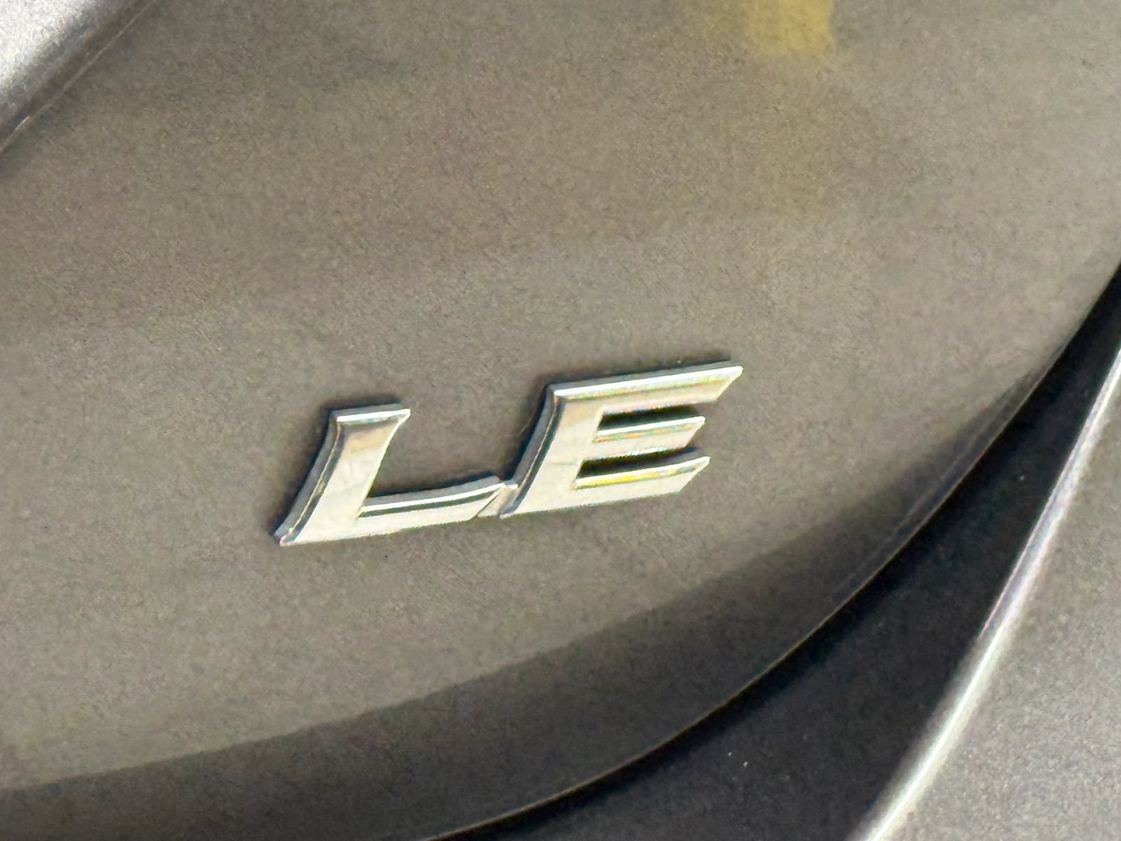 Used 2022 Toyota Camry LE FWD image 13
