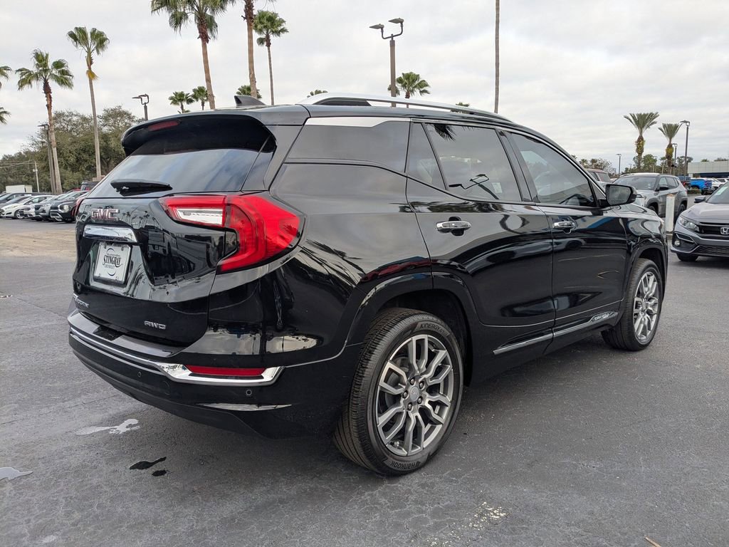 Certified 2024 GMC Terrain Denali image 5