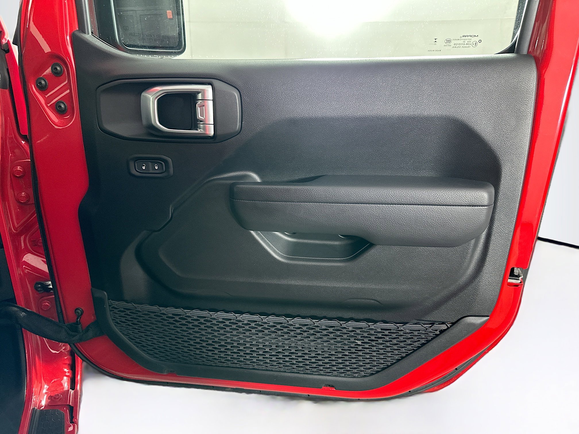 Used 2024 Jeep Wrangler Sport S w/ Technology Group image 29