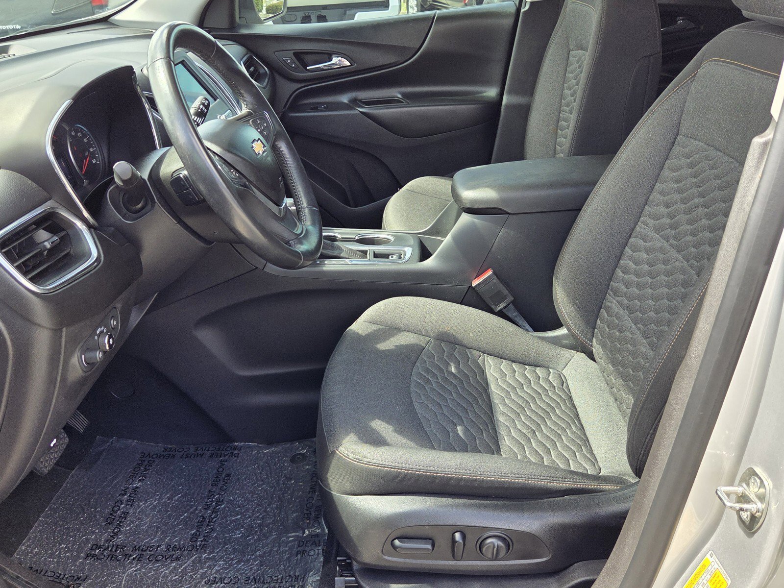 Used 2020 Chevrolet Equinox LT image 4