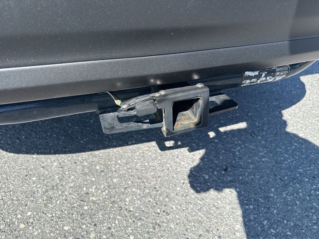 Used 2019 Toyota Highlander XLE FWD image 32