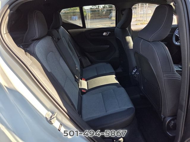 Used 2024 Volvo XC40 B5 Core AWD/4WD image 14