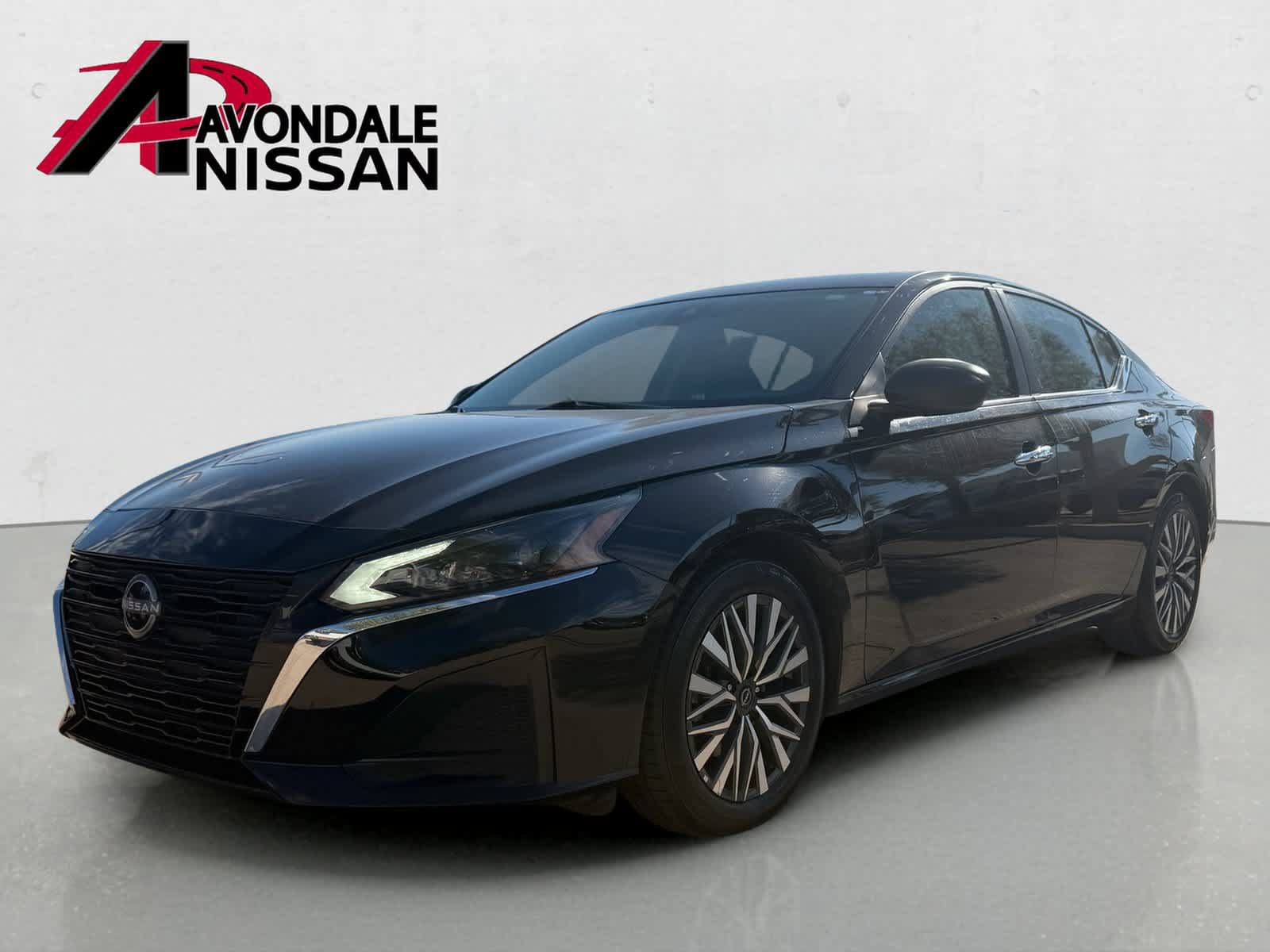 Certified 2025 Nissan Altima 2.5 SV FWD image 2