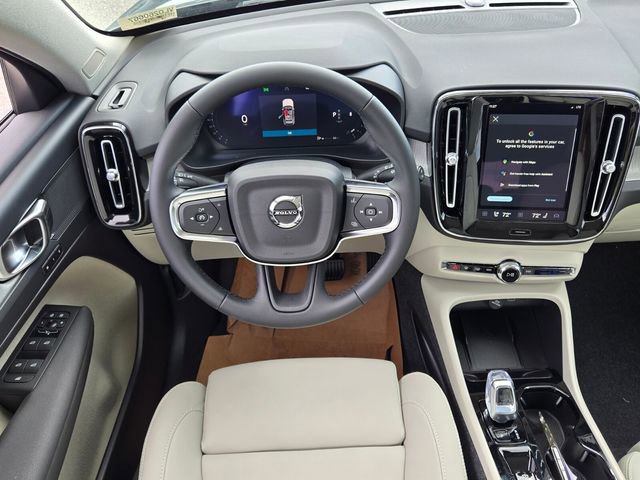 New 2026 Volvo XC40 B5 Plus w/ Protection Package Premier AWD/4WD image 17