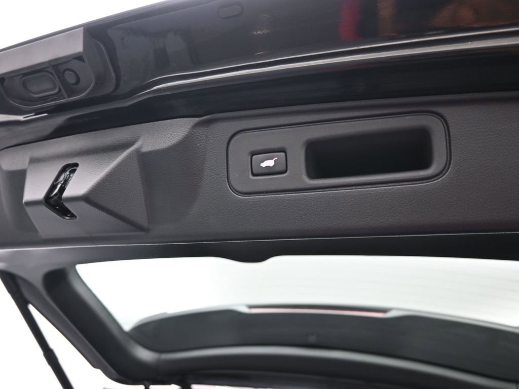 Used 2023 Honda Passport TrailSport image 31