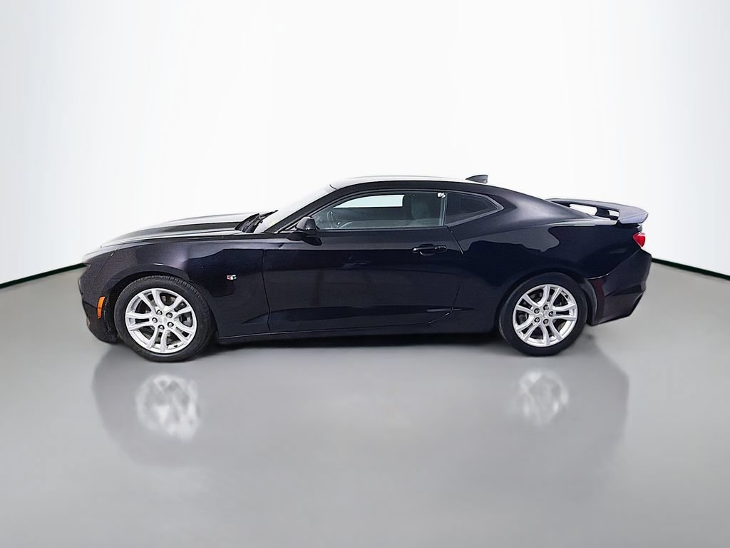 Used 2020 Chevrolet Camaro LS RWD image 9