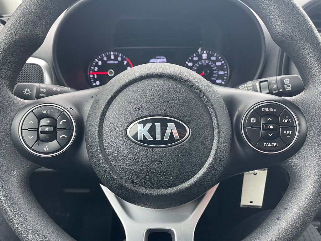 Used 2021 Kia Soul LX image 10