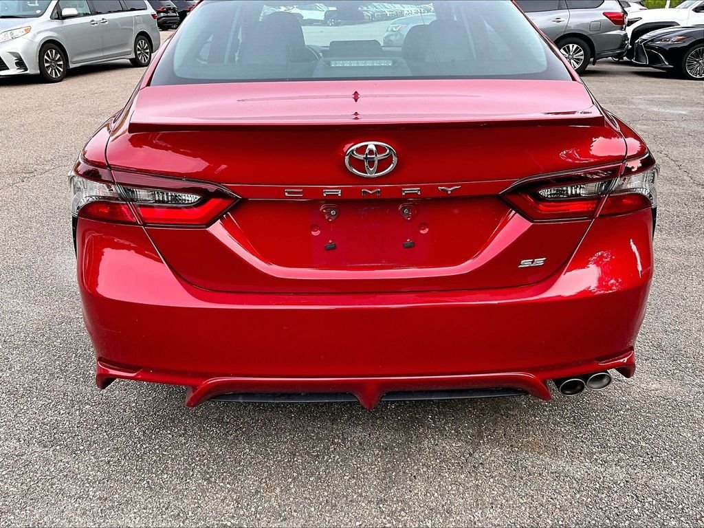 Used 2023 Toyota Camry SE FWD image 10
