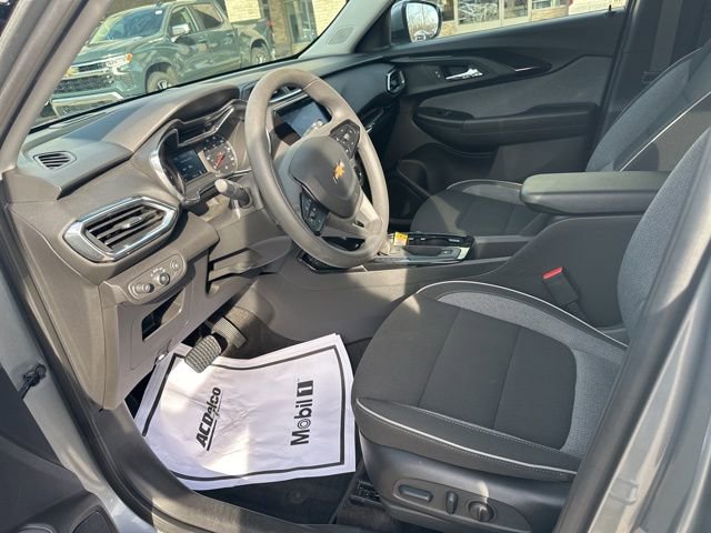 Used 2023 Chevrolet TrailBlazer LT w/ Convenience Package image 13