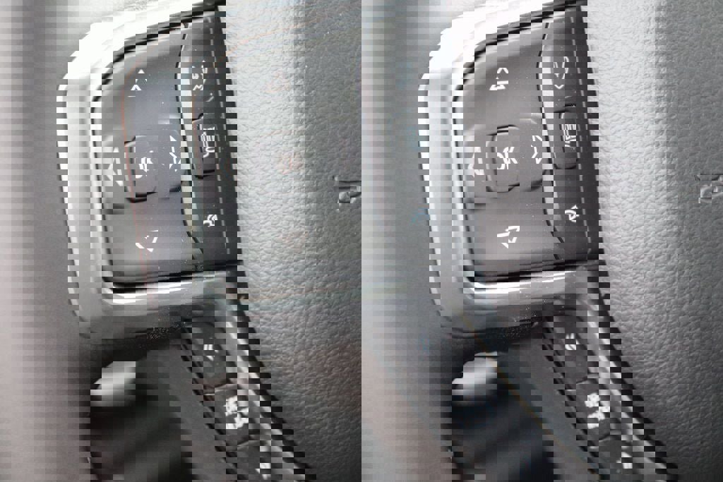 New 2025 RAM 1500 Laramie w/ Night Edition image 17