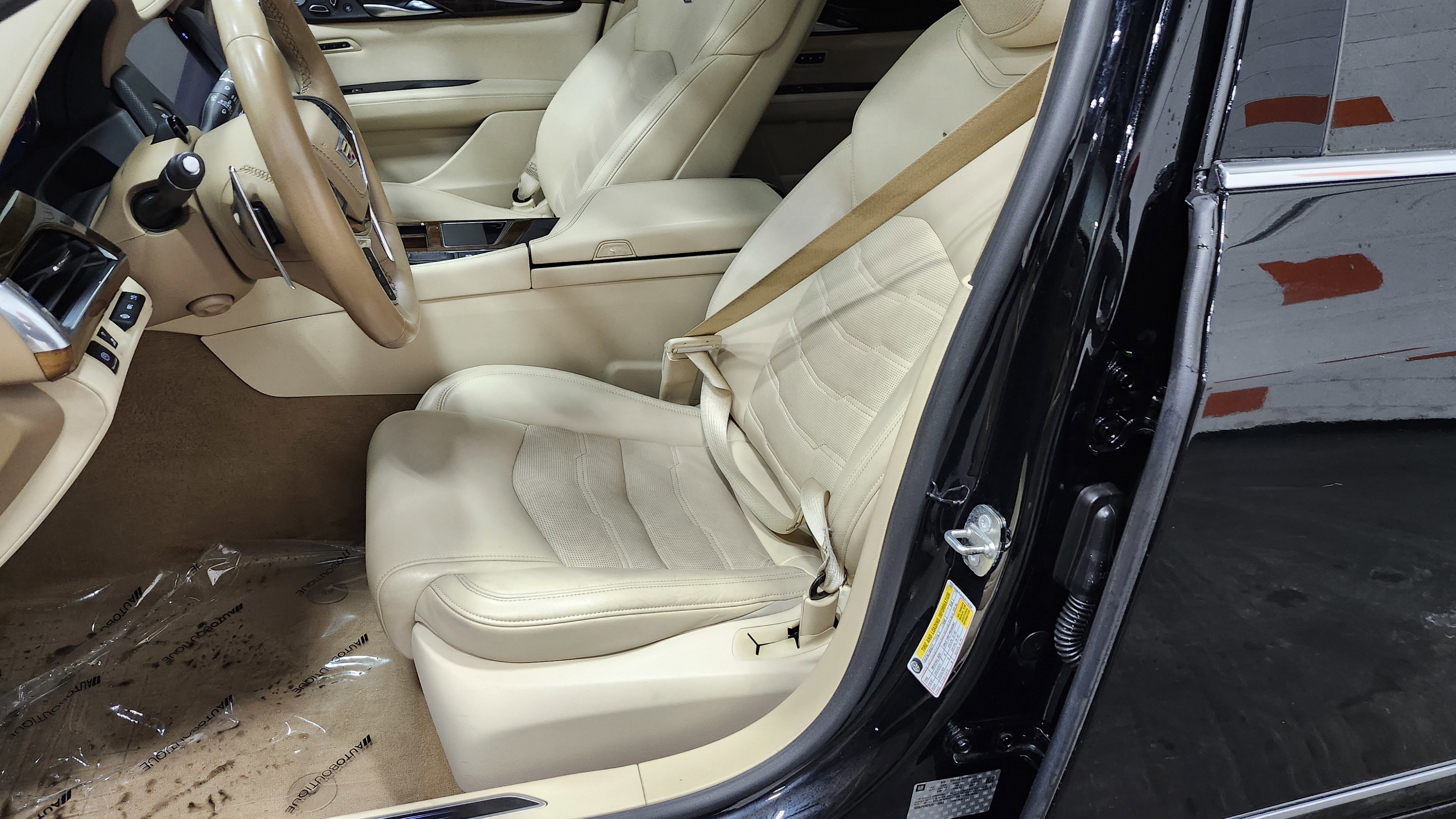 Used 2018 Cadillac CT6 Platinum image 28