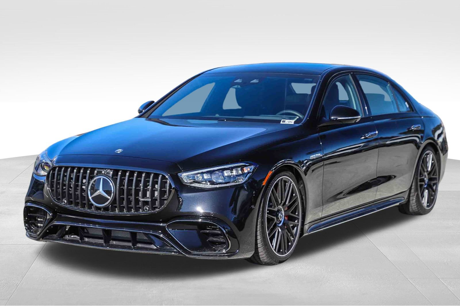 New 2025 Mercedes-Benz S 63 AMG S image 3