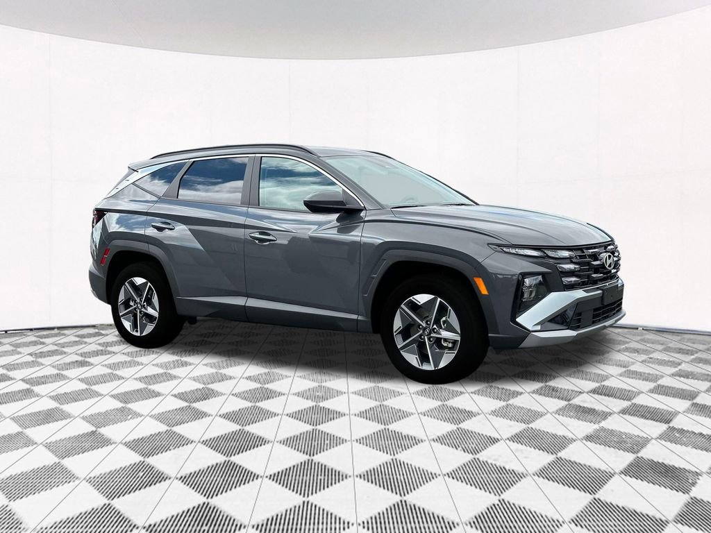 Certified 2025 Hyundai Tucson SEL AWD/4WD image 15