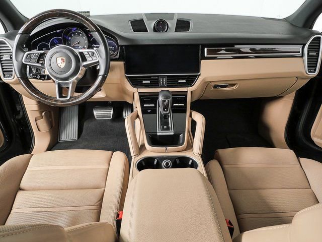 Certified 2022 Porsche Cayenne S image 18