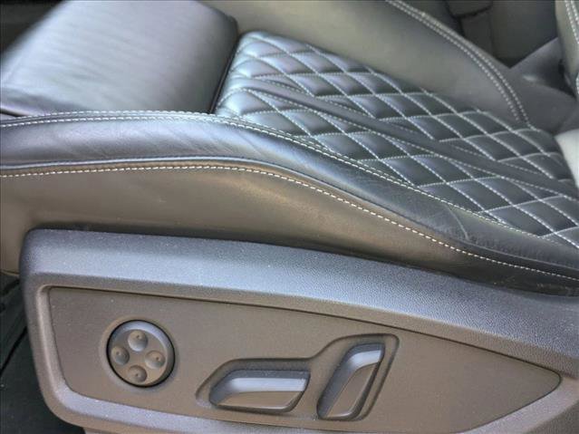 Used 2023 Audi SQ5 Prestige image 4