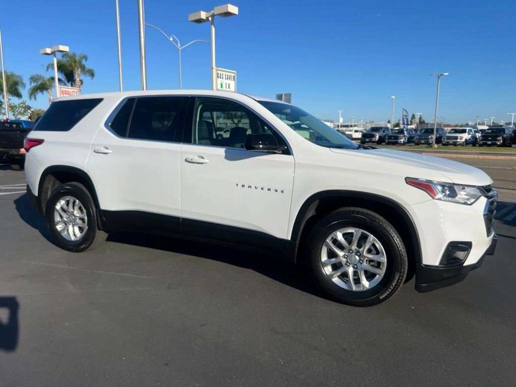 Used 2020 Chevrolet Traverse LS FWD image 11