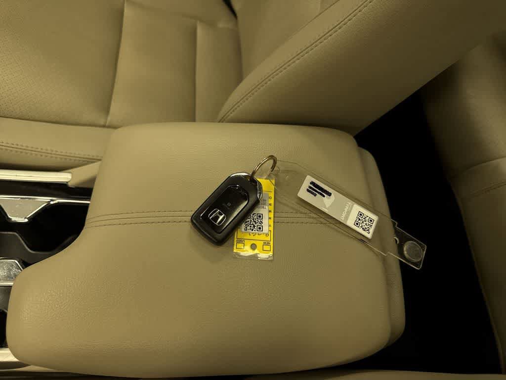 Used 2017 Honda Accord EX-L image 31