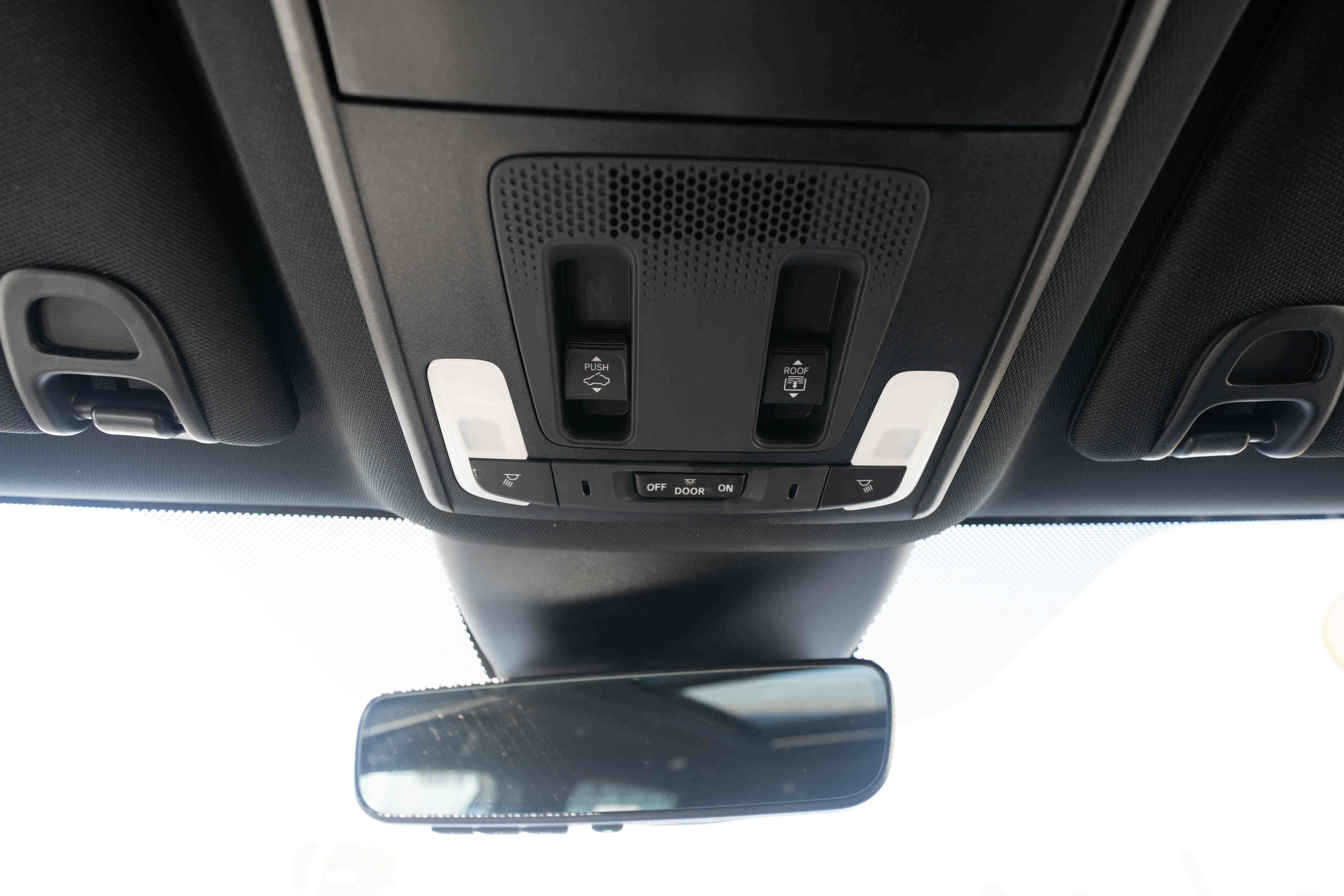 Certified 2025 Honda Pilot TrailSport image 18