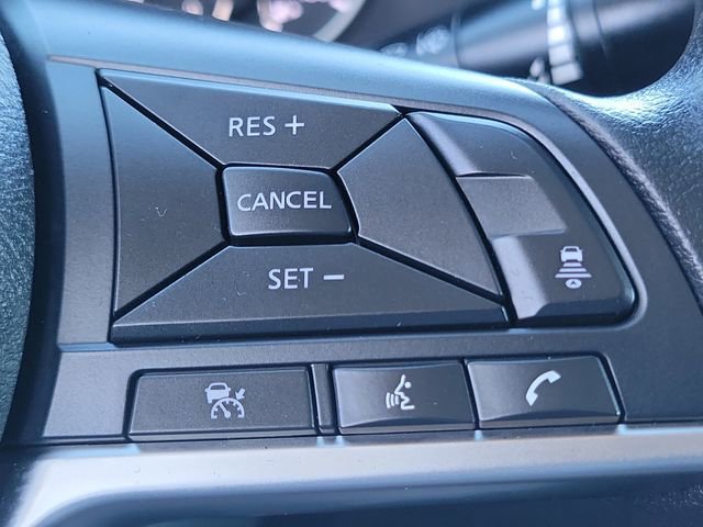 Used 2025 Nissan Sentra SV image 9