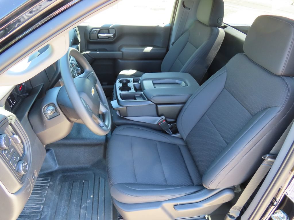 New 2026 Chevrolet Silverado 1500 W/T w/ WT Value Package AWD/4WD image 17