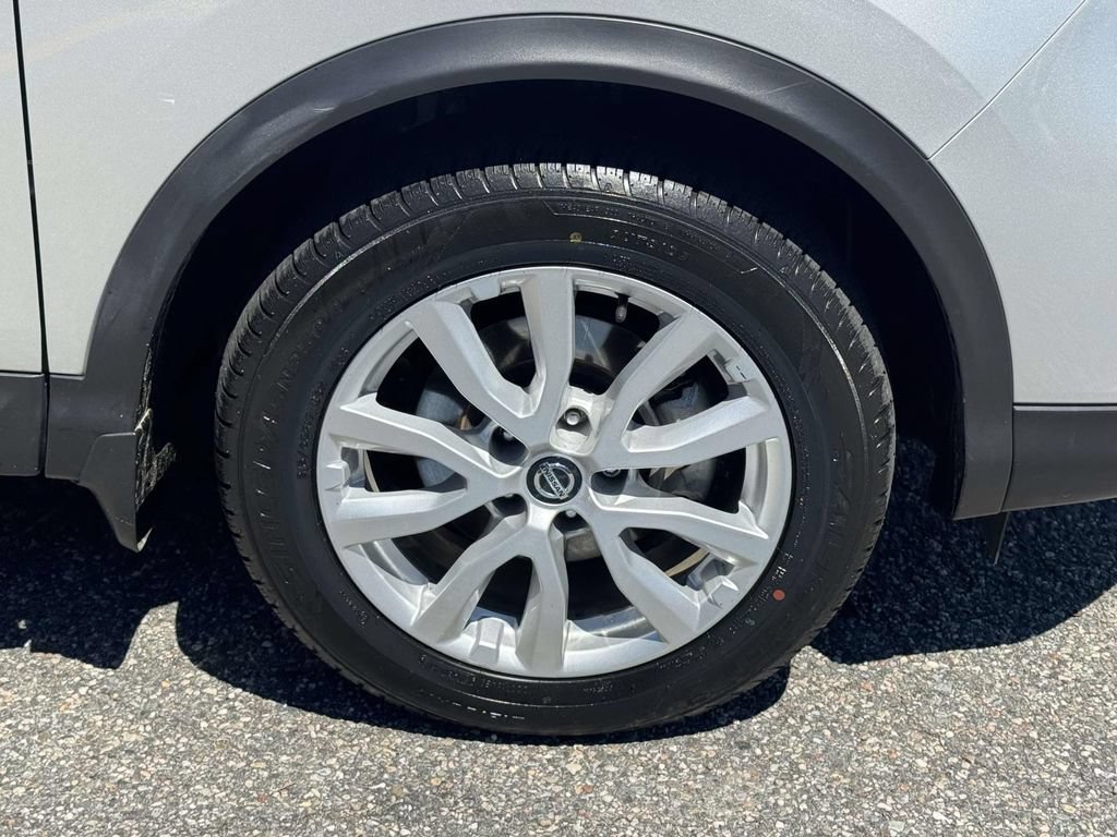 Certified 2022 Nissan Rogue Sport S AWD/4WD image 9