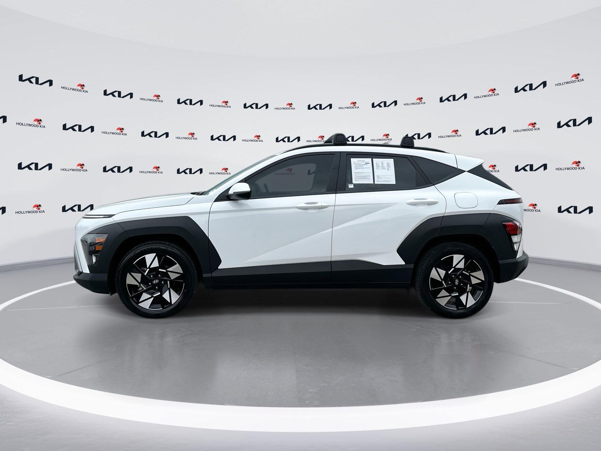 Used 2025 Hyundai Kona SEL image 5