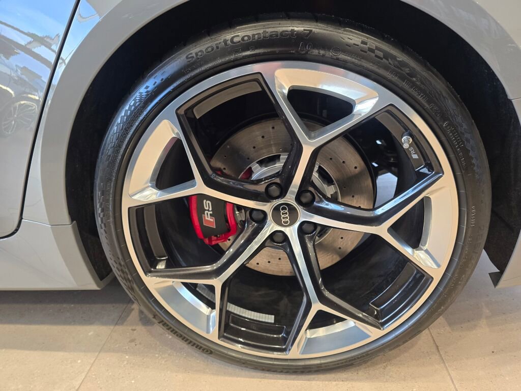 New 2026 Audi RS 6 performance image 18