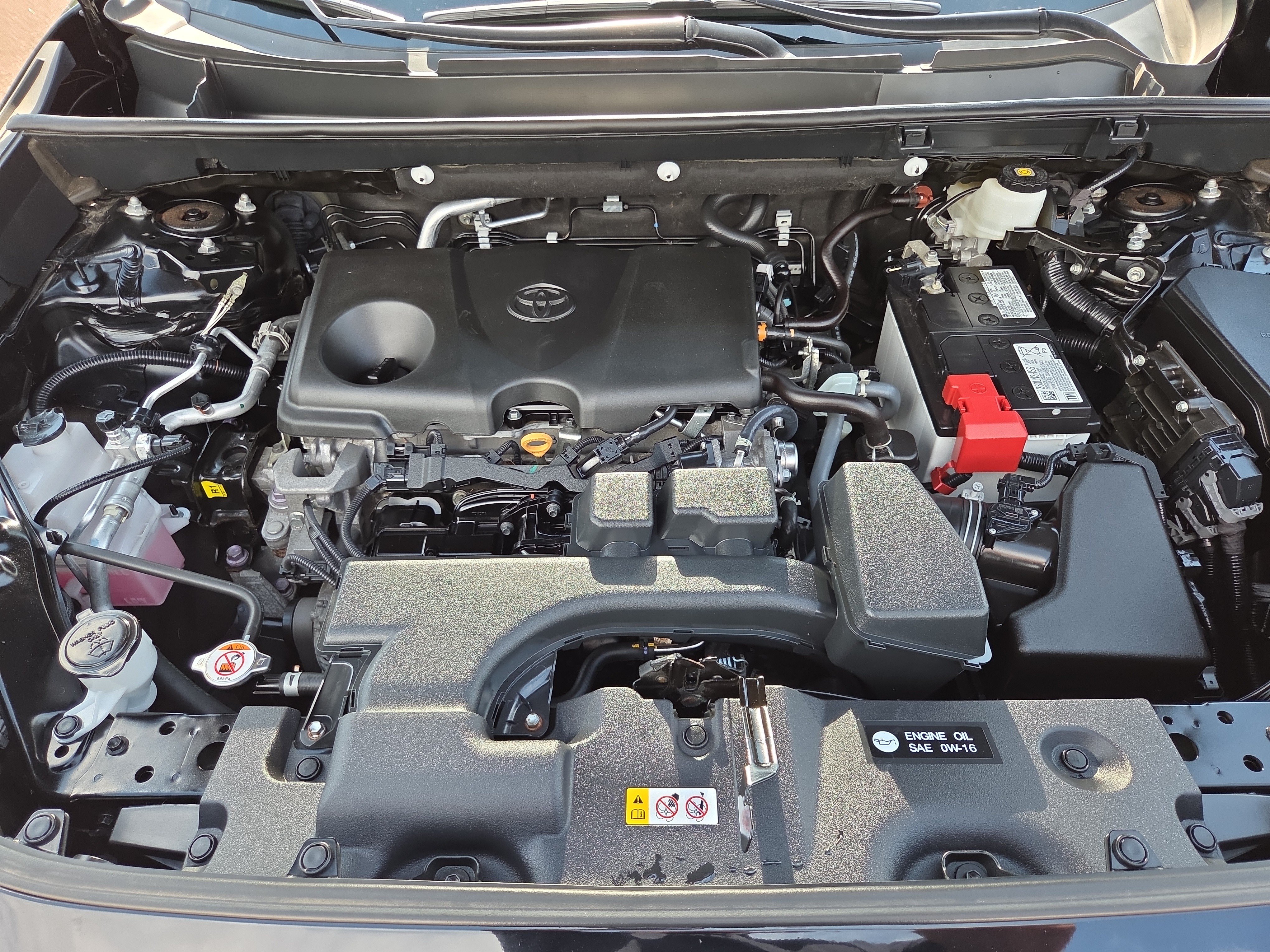 Certified 2023 Toyota RAV4 LE AWD/4WD image 32