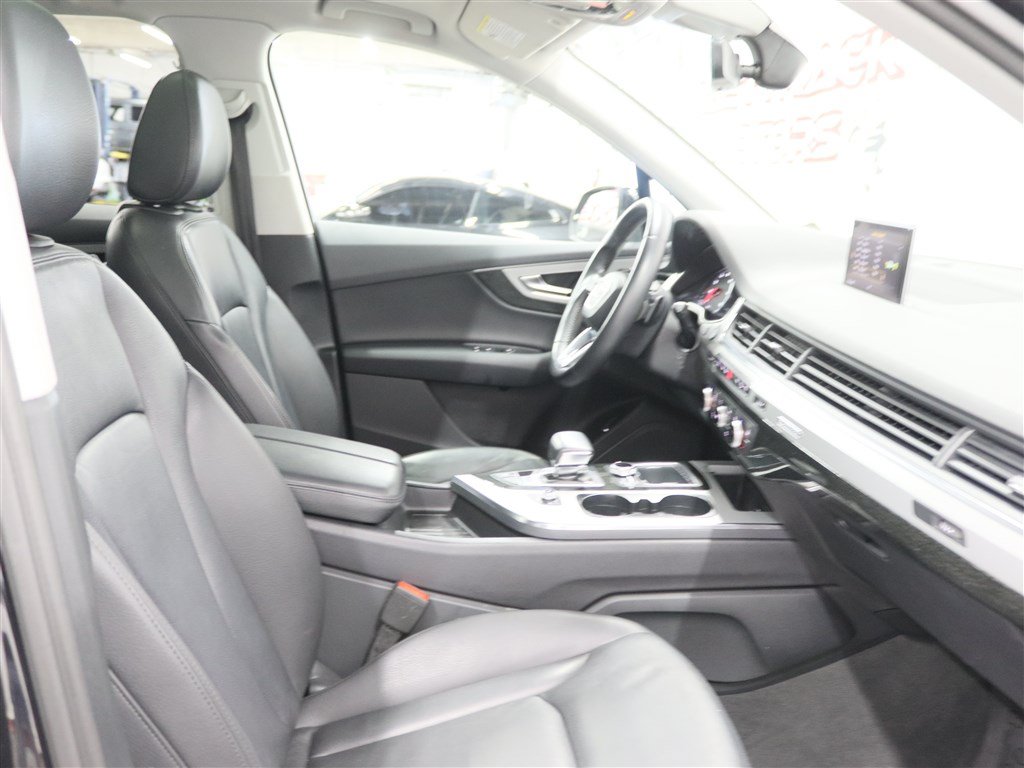 Used 2019 Audi Q7 2.0T Premium w/ Convenience Package AWD/4WD image 30