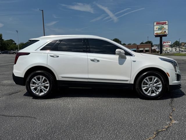 Used 2023 Cadillac XT5 Luxury FWD image 2
