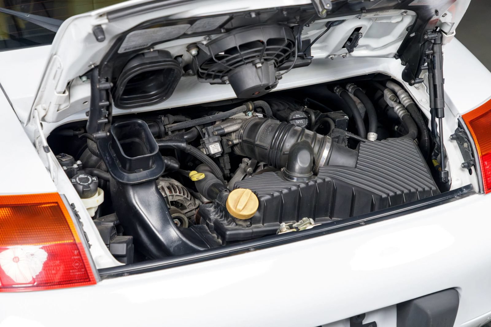 Used 1999 Porsche 911 GT3 RS image 20