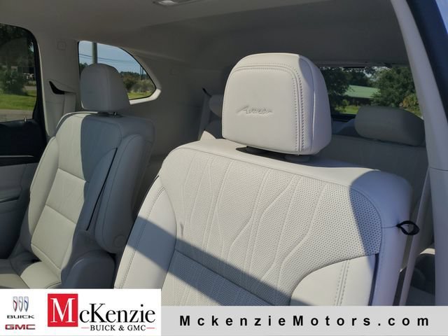 New 2027 Buick Enclave Avenir w/ LPO, Floor Liner Package FWD image 24