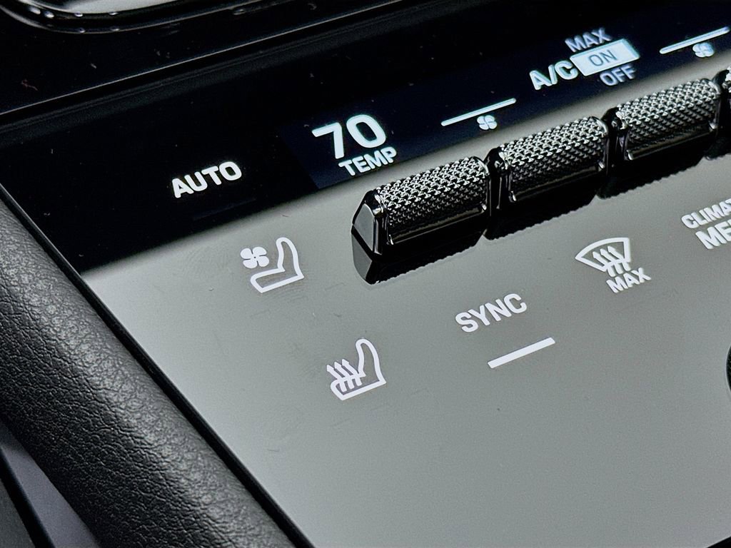 New 2026 Porsche Cayenne Coupe image 23