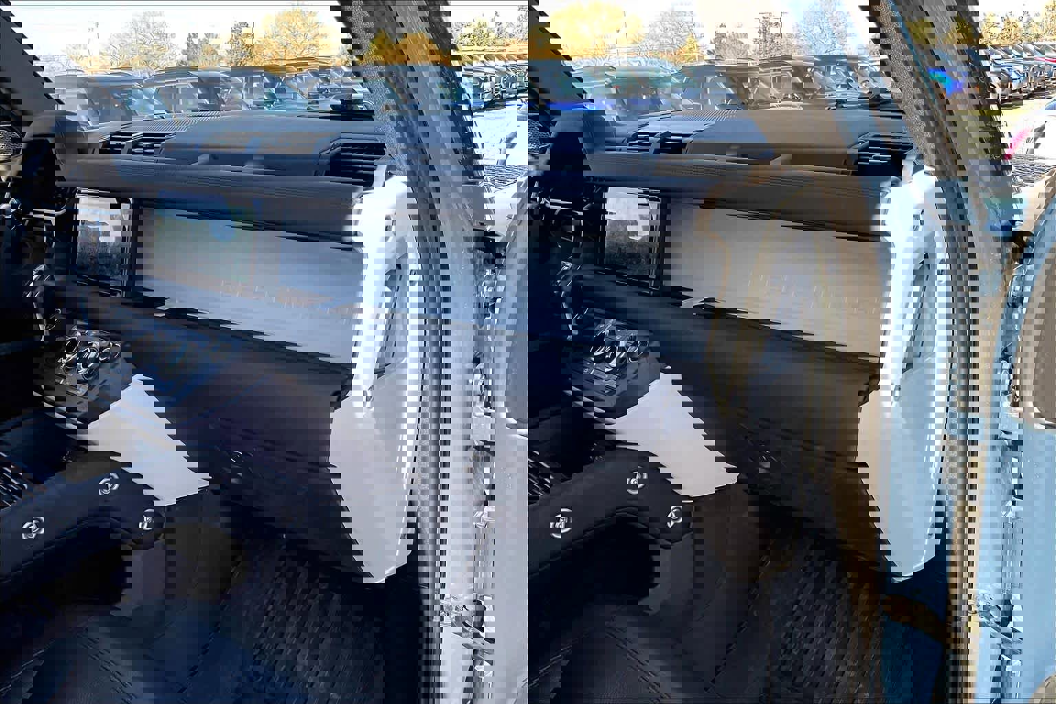 Used 2021 Land Rover Defender 110 S image 17