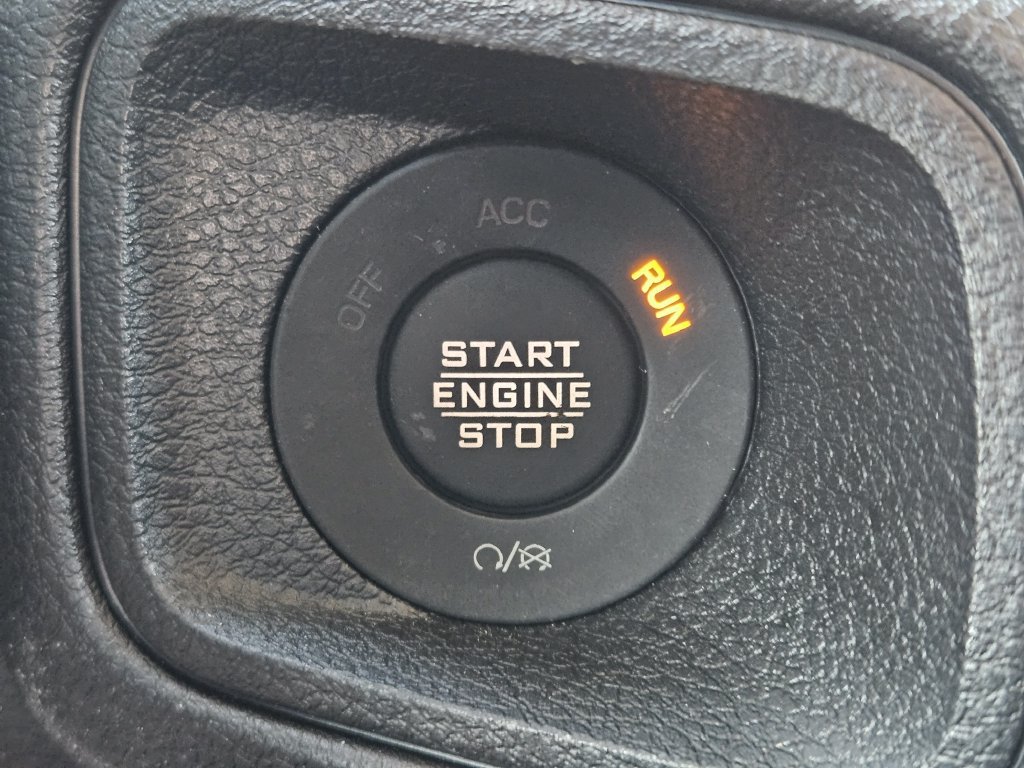 Used 2024 Jeep Wrangler Unlimited Sport AWD/4WD image 21