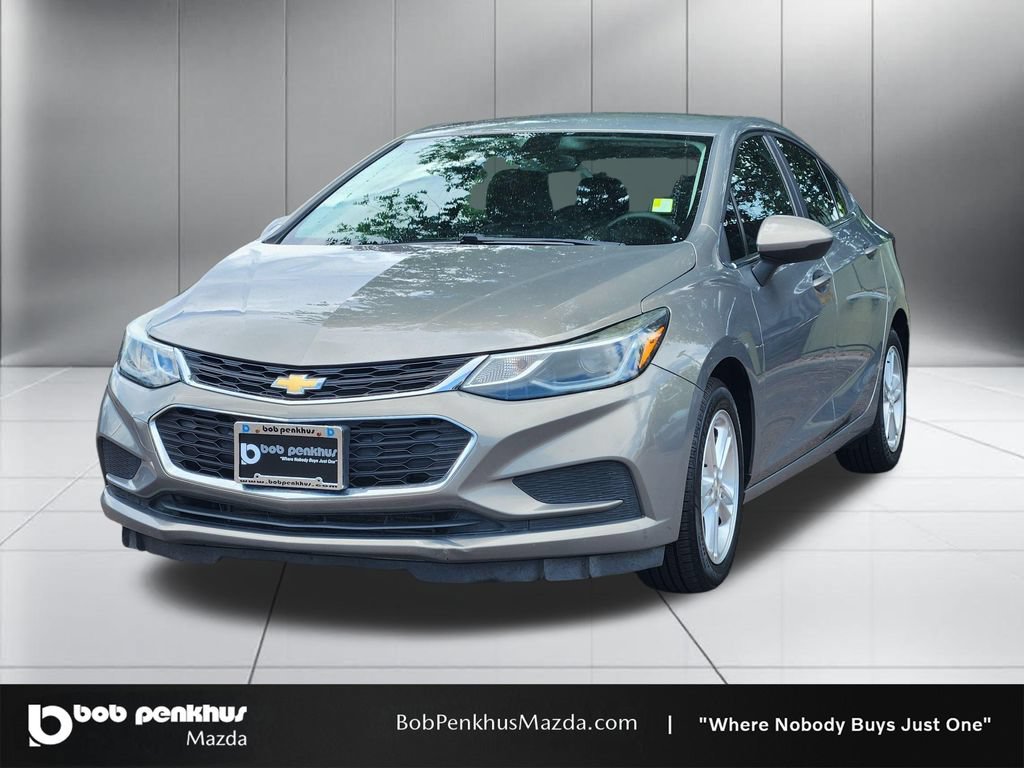 Used 2018 Chevrolet Cruze LT FWD image 23