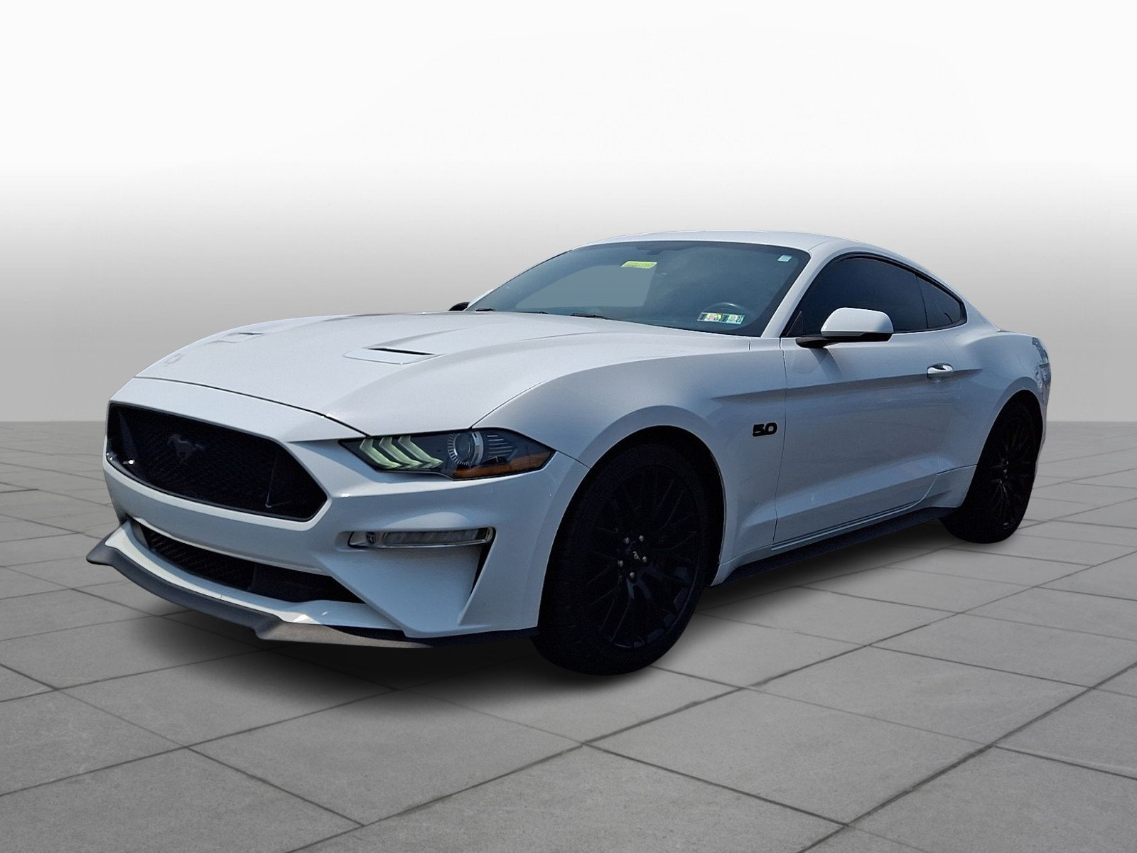 Used 2020 Ford Mustang GT Premium w/ GT Performance Package RWD image 4