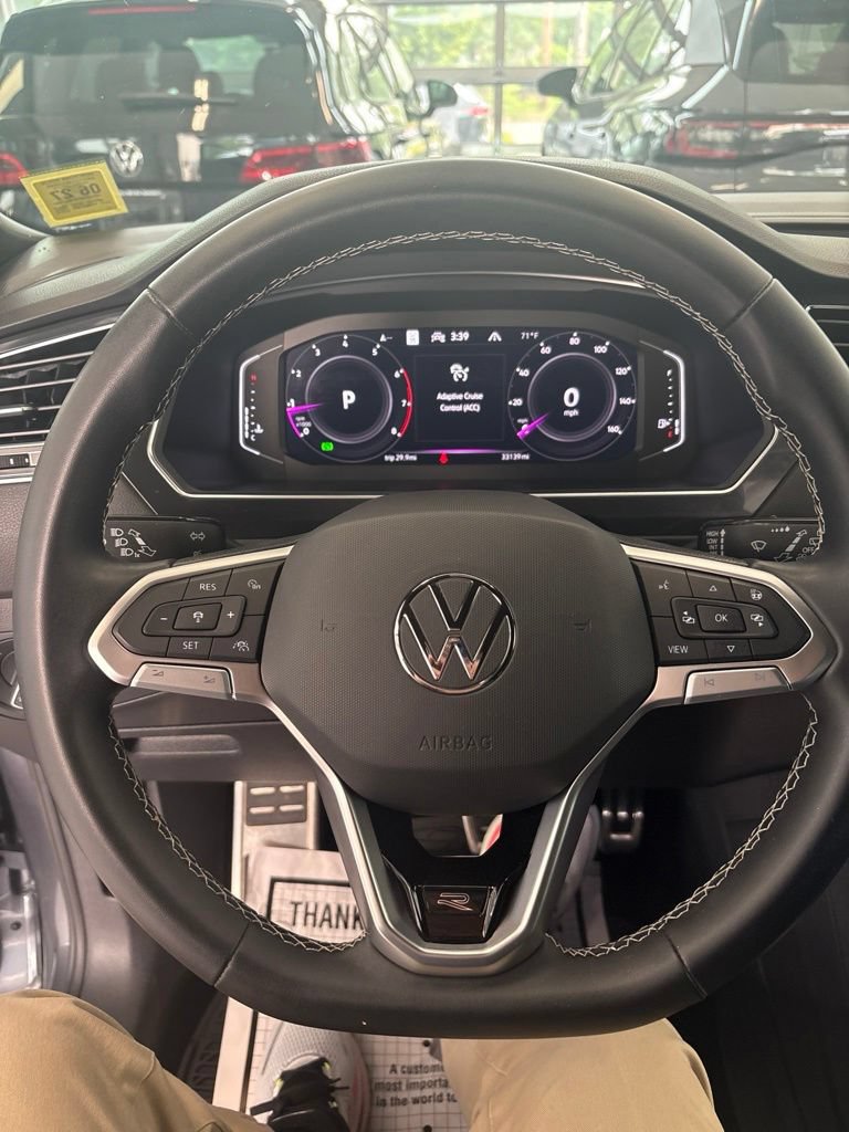 Used 2023 Volkswagen Tiguan SEL R-Line AWD/4WD image 24