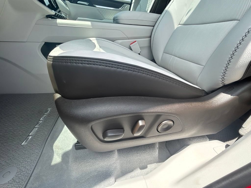 New 2026 GMC Acadia Denali w/ Super Cruise Package FWD image 23