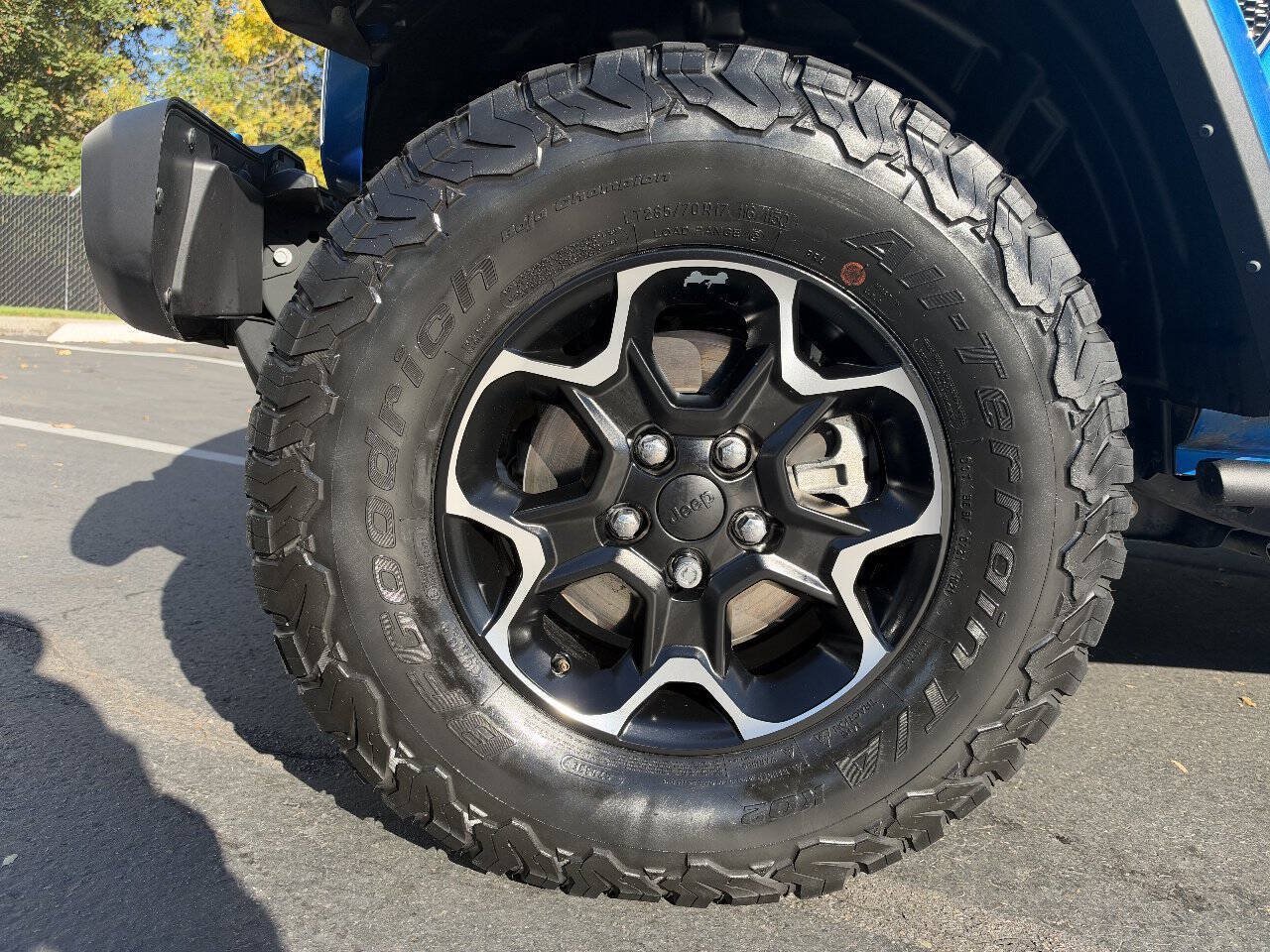 Used 2021 Jeep Wrangler Unlimited Rubicon 4xe w/ Cold Weather Group AWD/4WD image 20