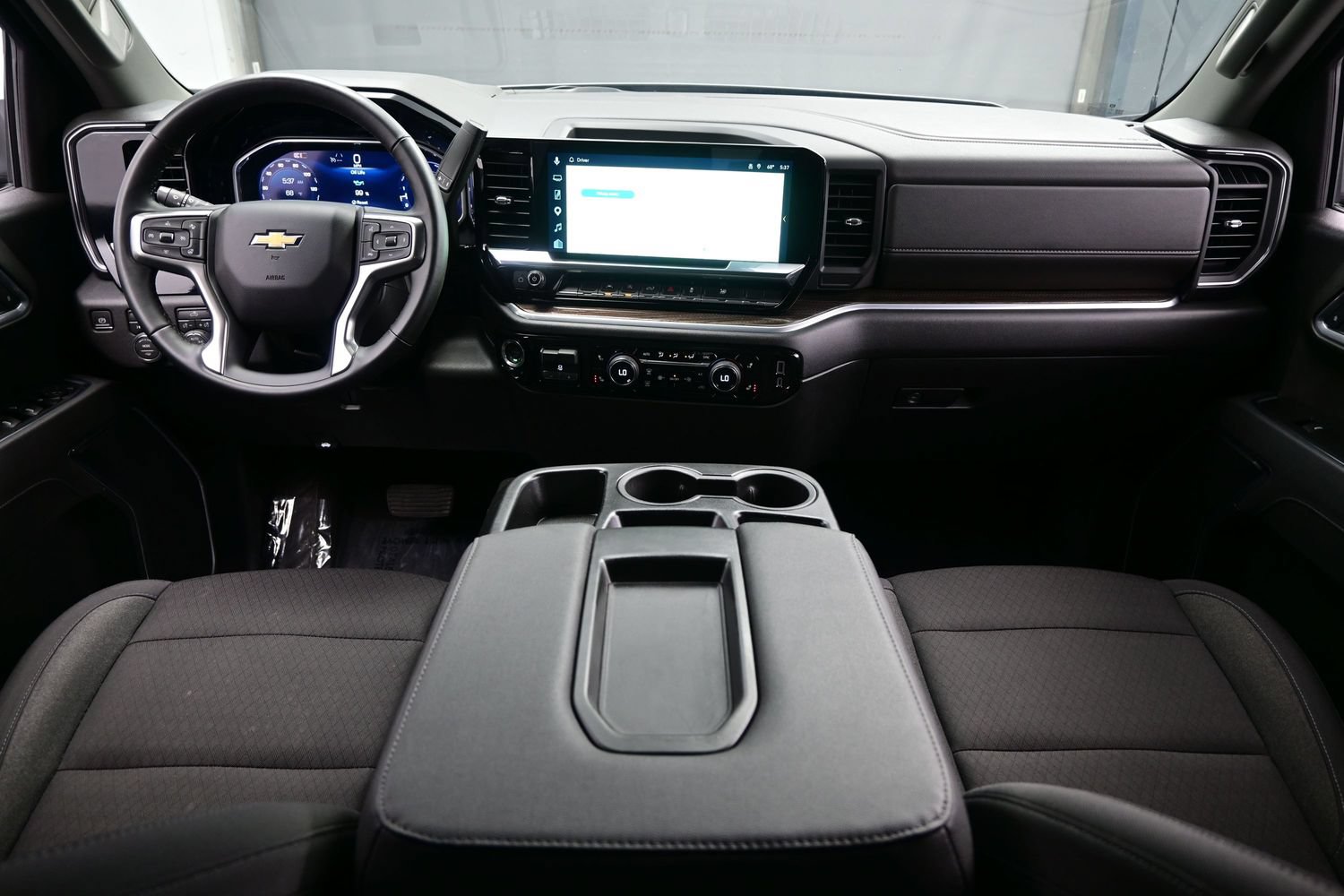 Used 2026 Chevrolet Silverado 1500 LT AWD/4WD image 17