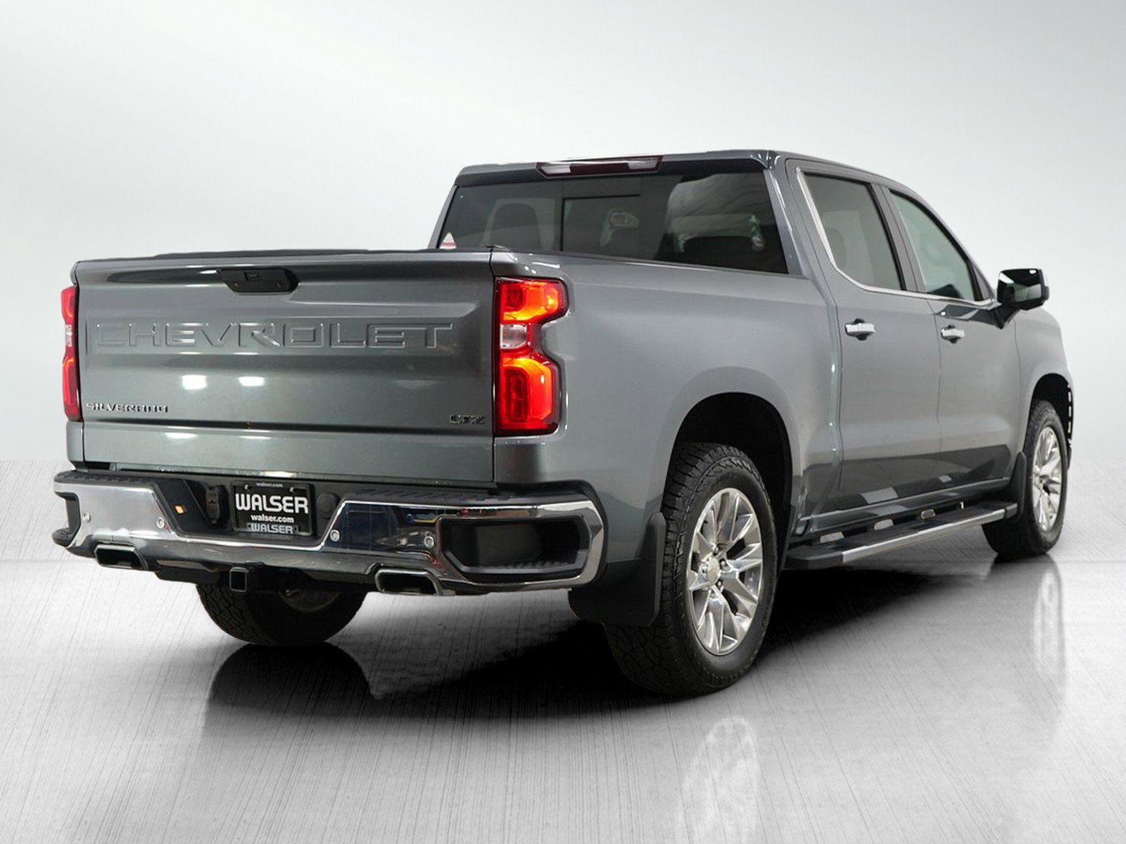 Used 2022 Chevrolet Silverado 1500 LTZ image 5