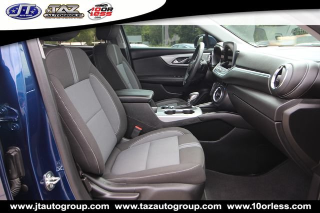 Used 2023 Chevrolet Blazer LT FWD image 16