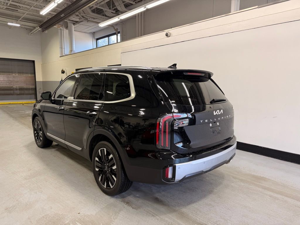Used 2024 Kia Telluride SX Prestige image 3