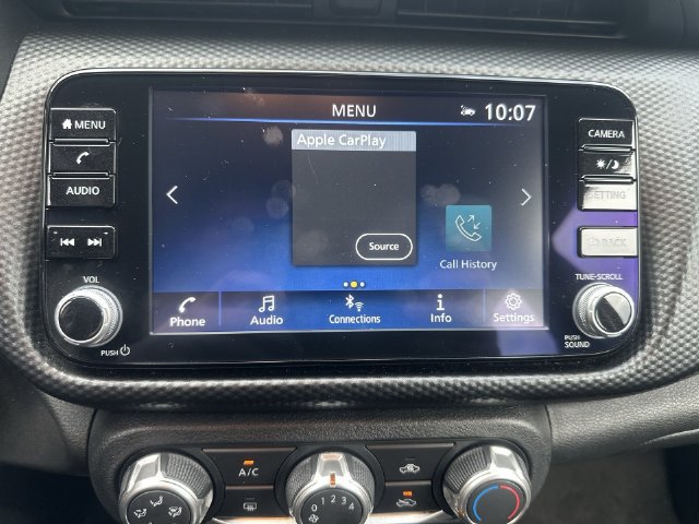 Used 2024 Nissan Kicks SV w/ Interior Electronics Package FWD image 22