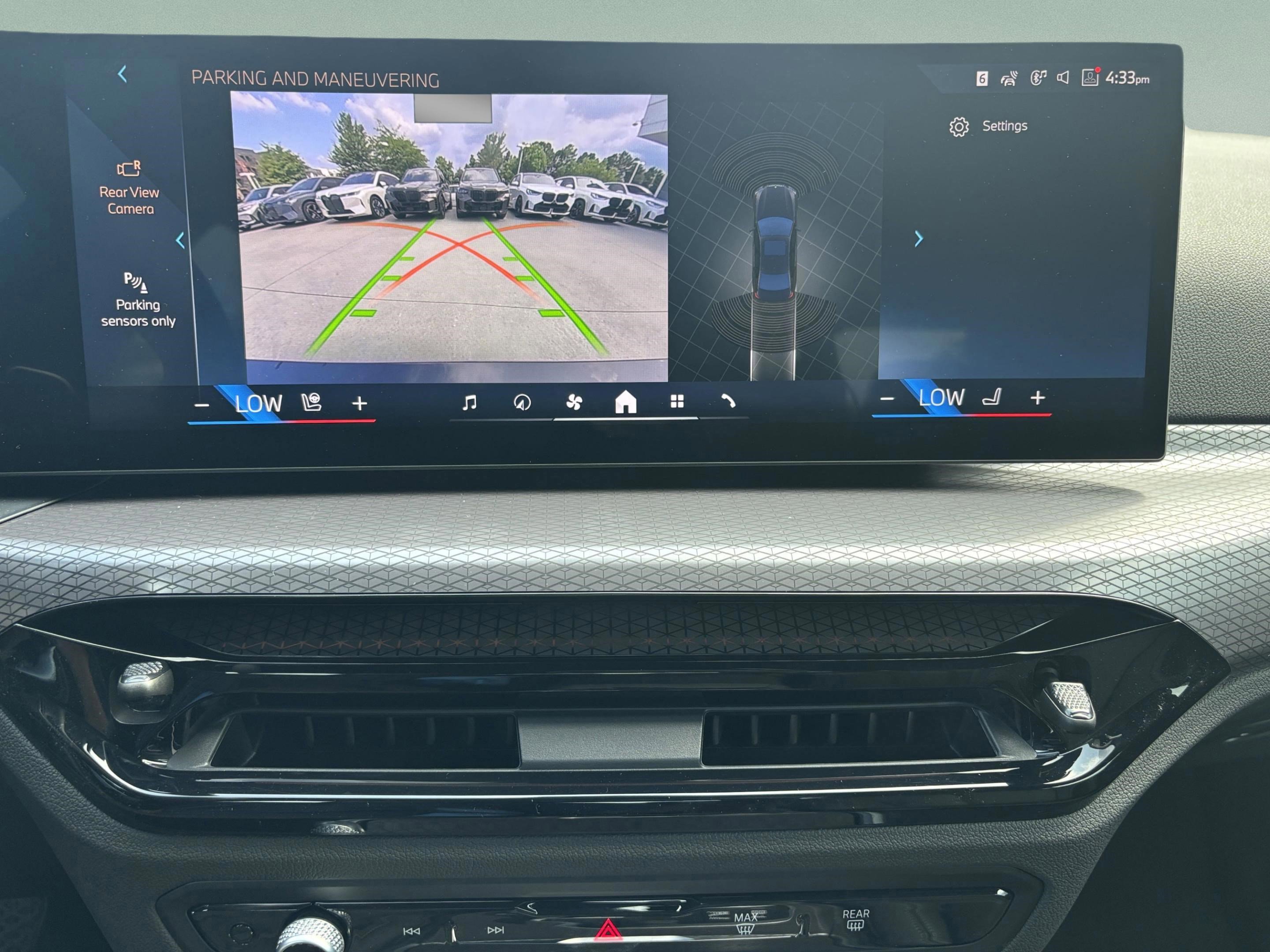 Used 2025 BMW 330i xDrive 330i xDrive image 17