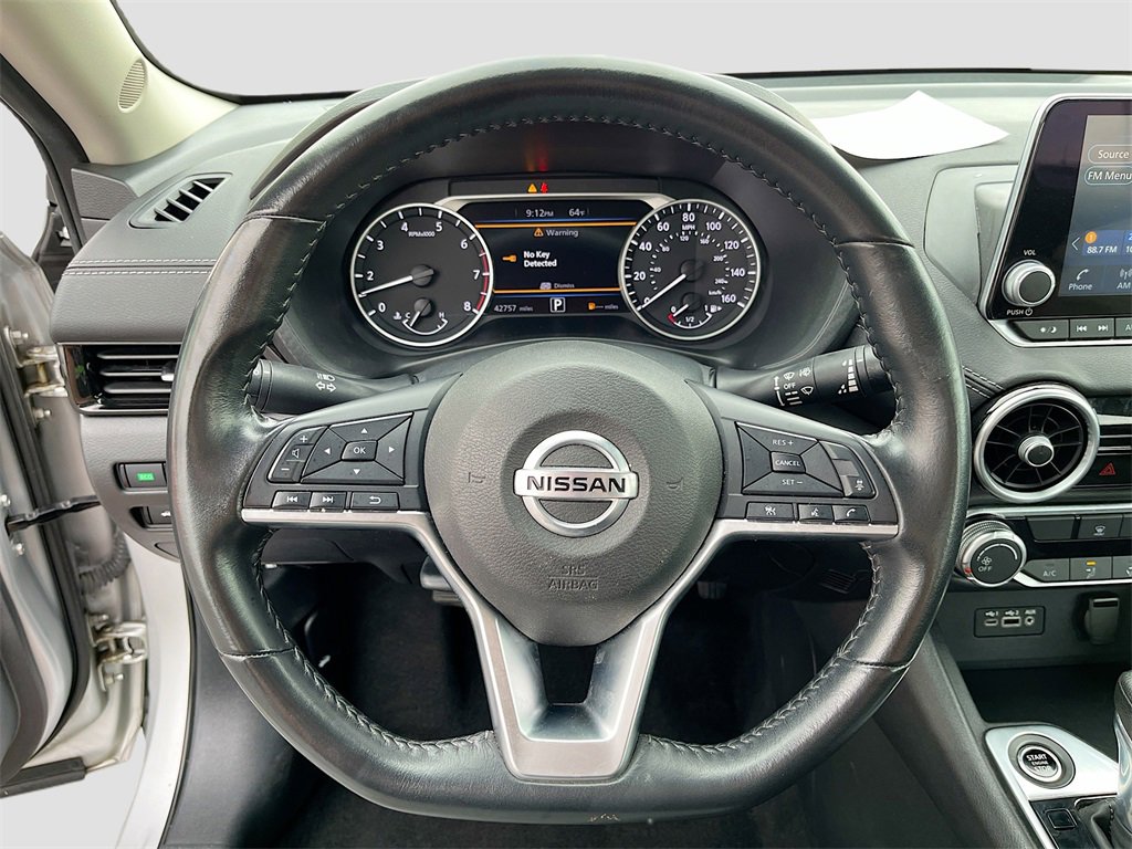 Used 2022 Nissan Sentra SV image 11