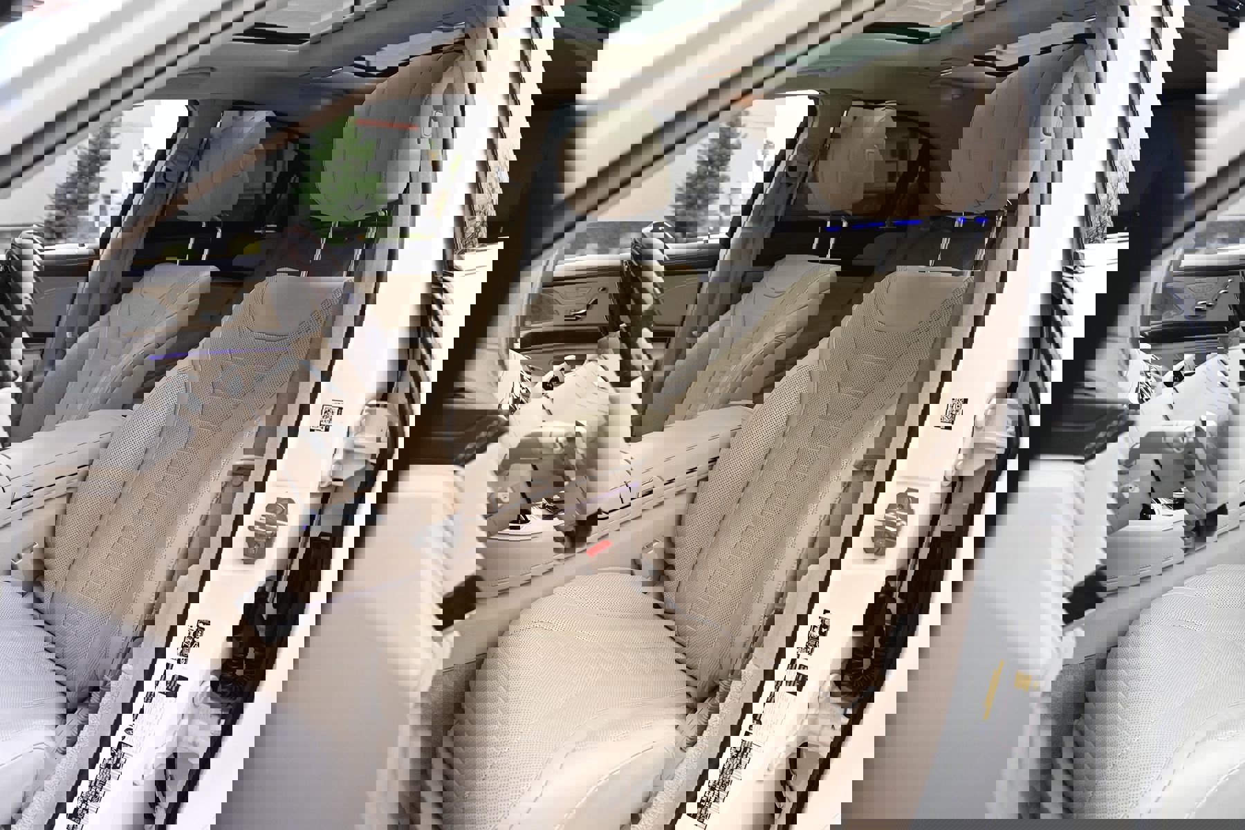 Used 2019 Mercedes-Benz S 560 Sedan image 13