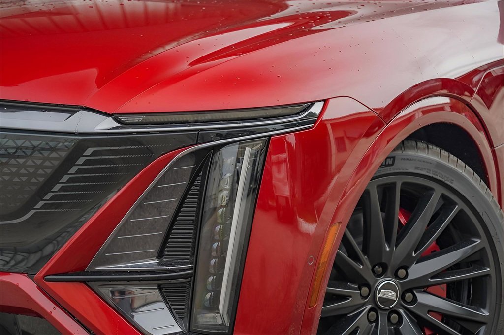 New 2026 Cadillac Lyriq V w/ Exterior Carbon Fiber Package image 3